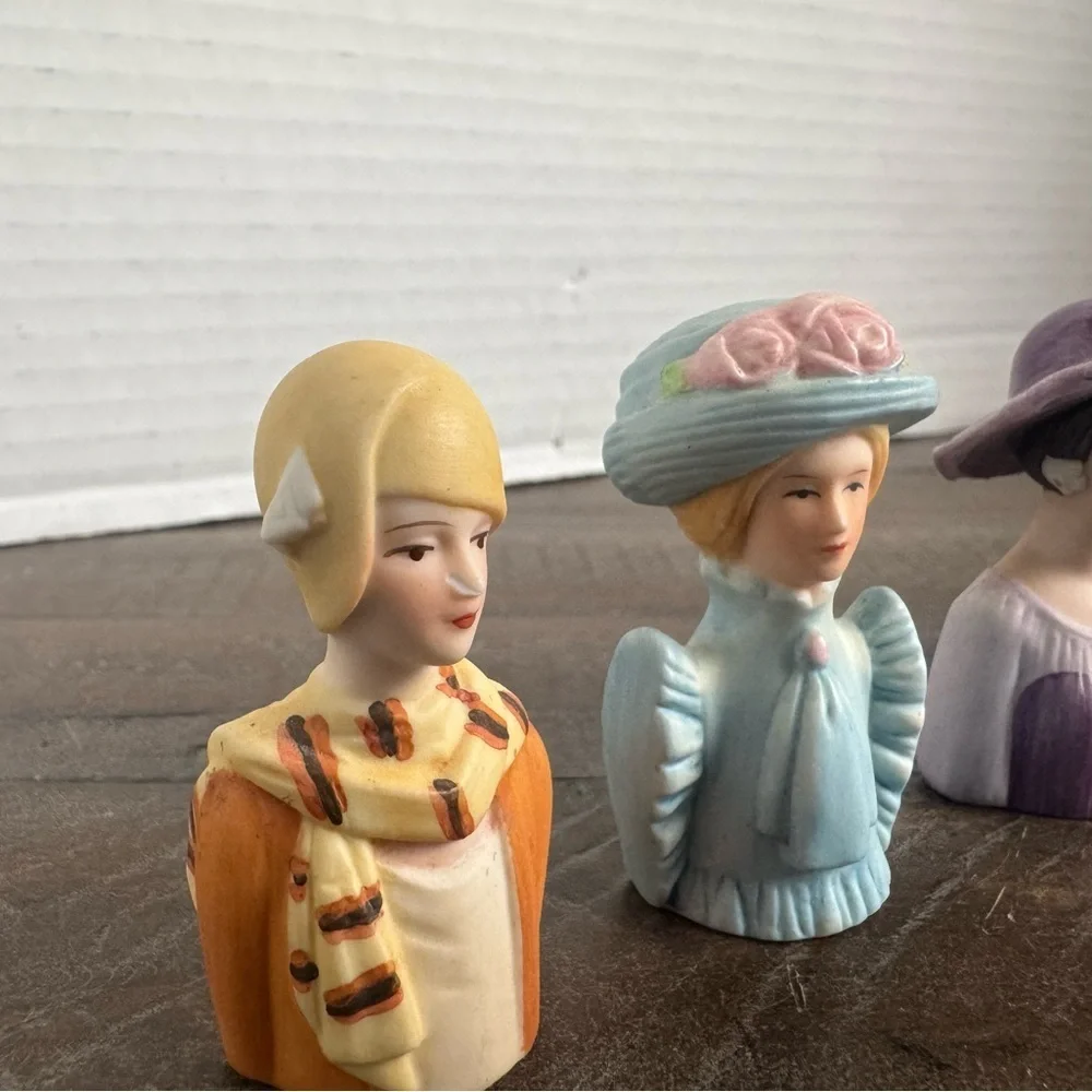 Avon Vintage Women Thimble Set - Multicolor